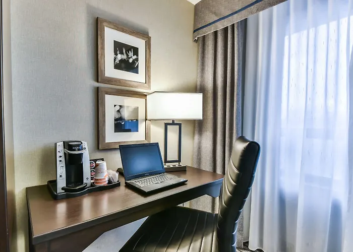 Comfort Hotel Airport North